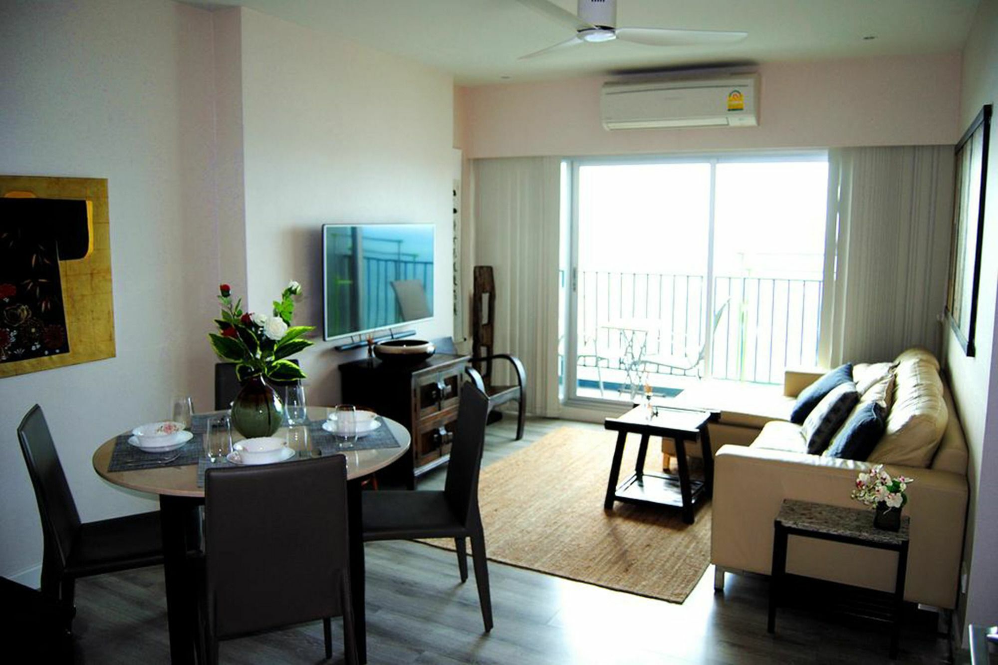 Centric Sea Pattaya By Uplus Exteriör bild