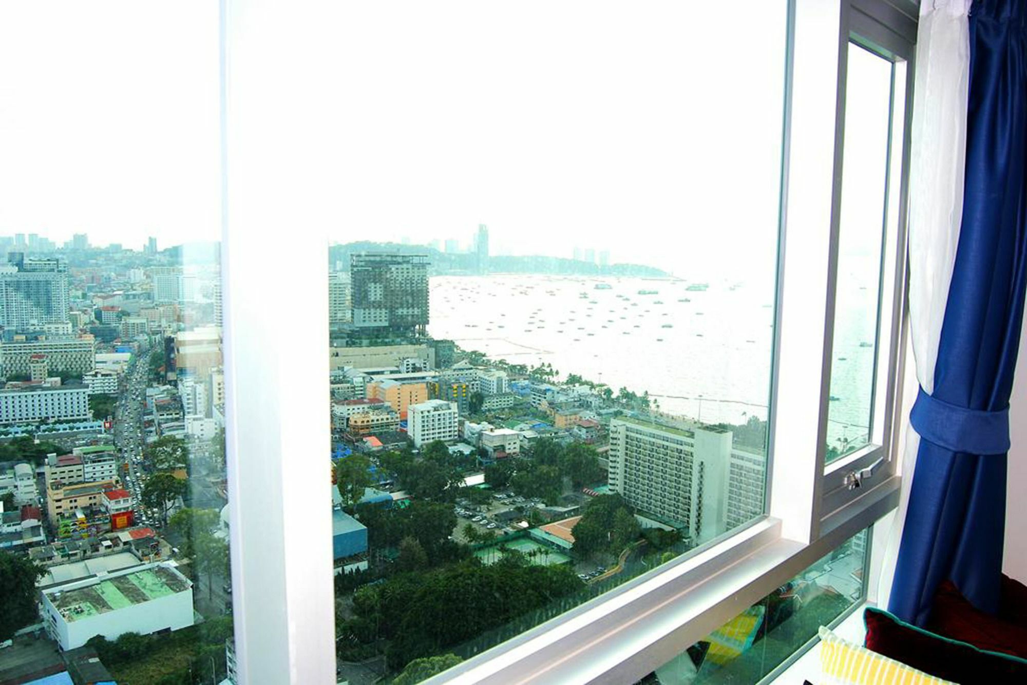 Centric Sea Pattaya By Uplus Exteriör bild